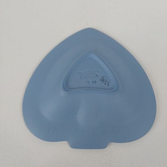 Vintage Wedgwood Heart Shaped‎ spoon holder - Picture 2 of 3